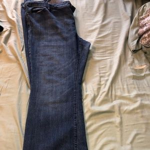 Old Navy Jeans - Old Navy Flare Jean Old Navy Jeans - Old Navy Flare Jean